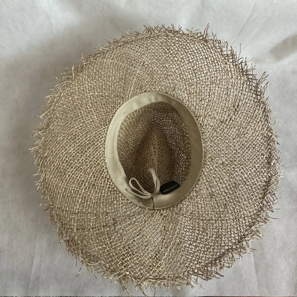Olive & Pique Luella Sun Hat Women’s Beige Straw Wide Brim Fedora OS